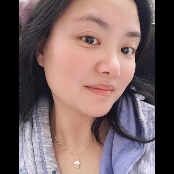 Meet your Posher, Stephanie - Picture 8 of 8